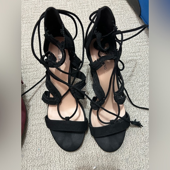 Call it spring black sandals - Picture 1 of 3